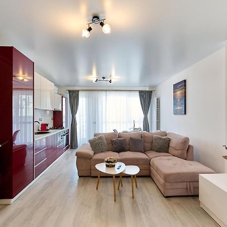 Palmas - Pool By N10 Apartman Năvodari Kültér fotó