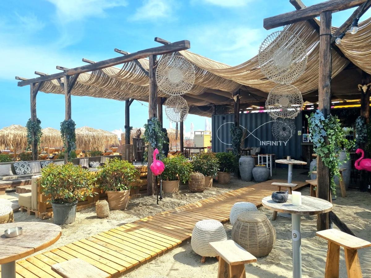 Palmas - Pool By N10 Apartman Năvodari Kültér fotó