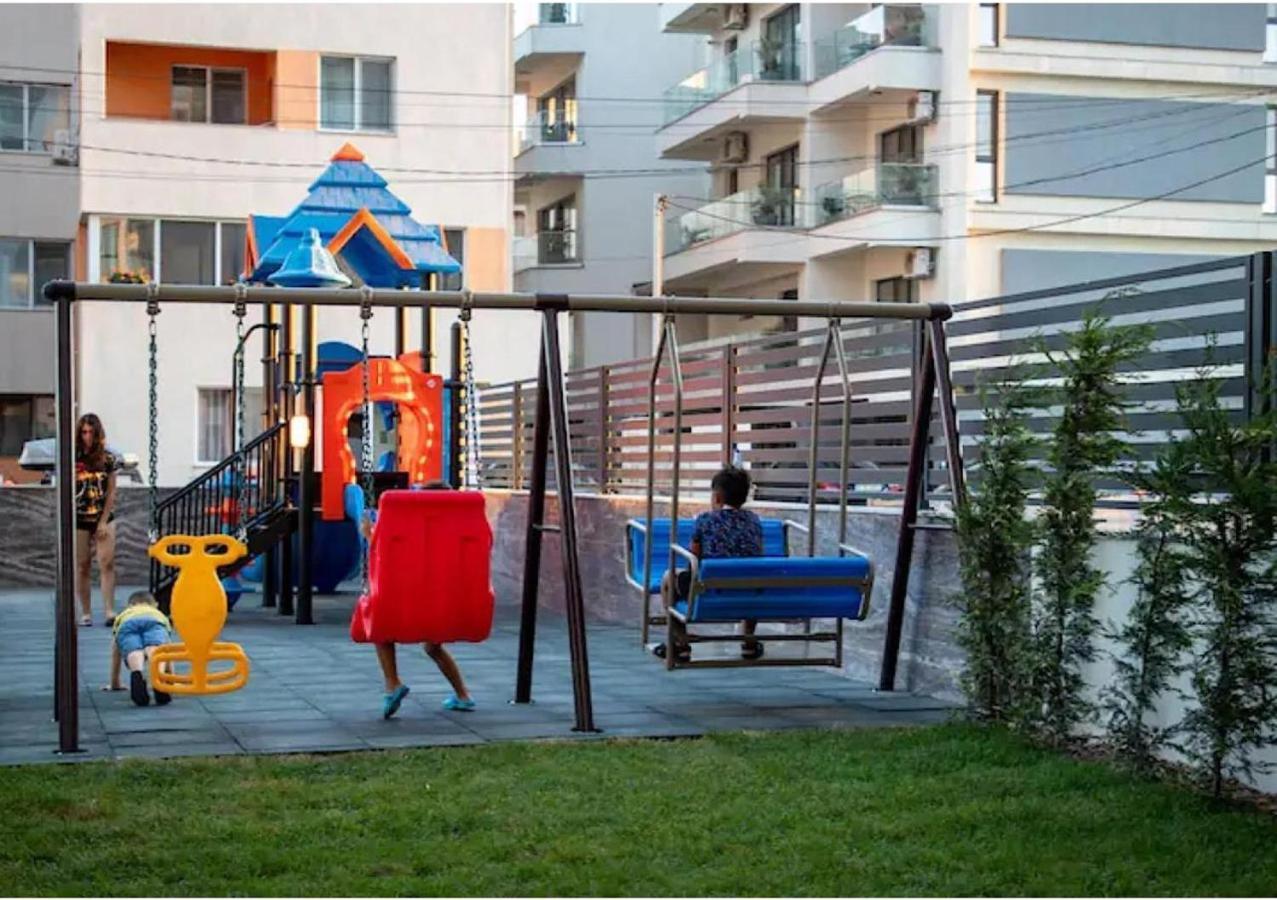 Palmas - Pool By N10 Apartman Năvodari Kültér fotó
