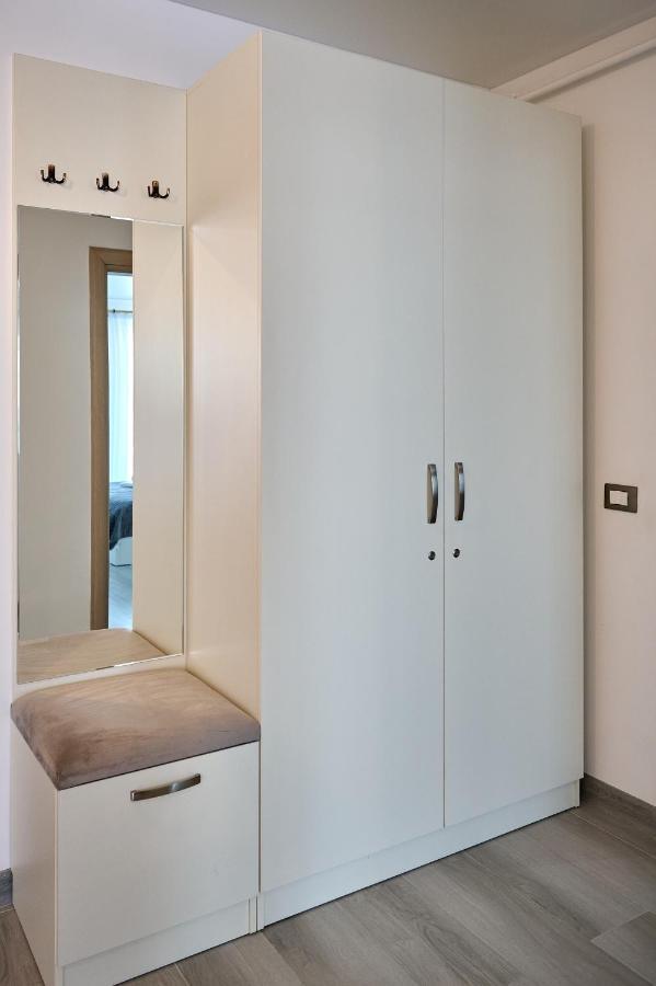 Palmas - Pool By N10 Apartman Năvodari Kültér fotó